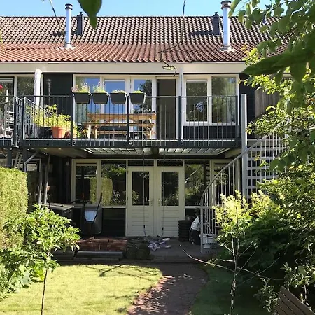 Family House On Historic Dike - Big Garden, Free P * Amsterdam